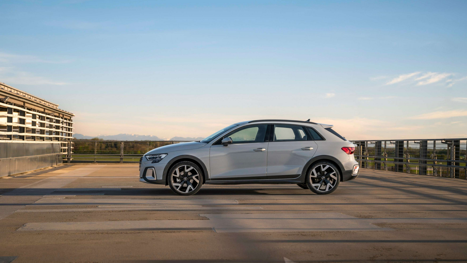 audi a3 allstreet lateral