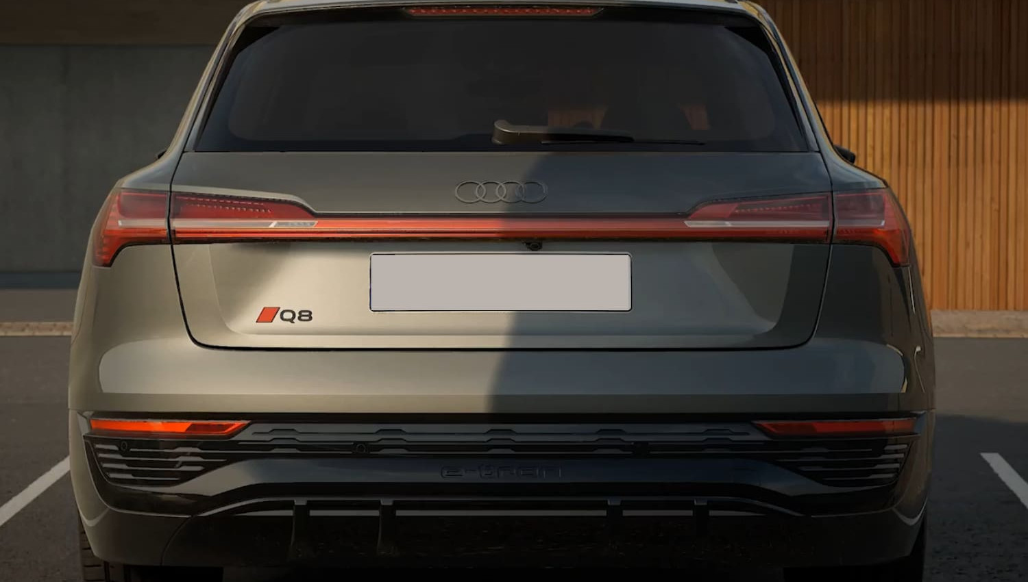 Audi Q8 e-tron trasero